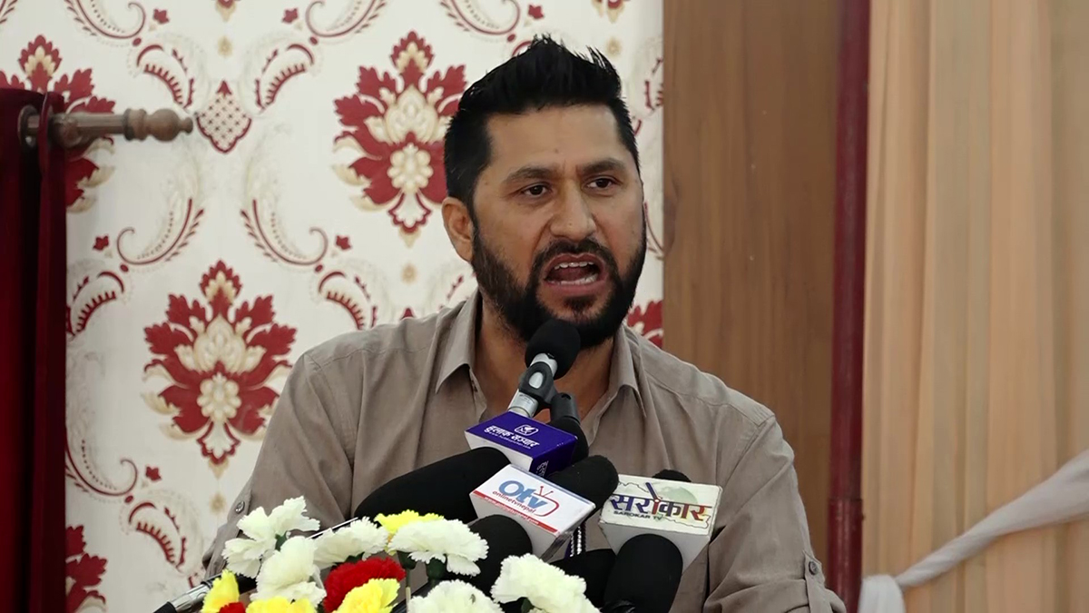 प्रतिनिधिसभाको बैठक नचलेकोमा रवि लामिछाने आक्रोशित
